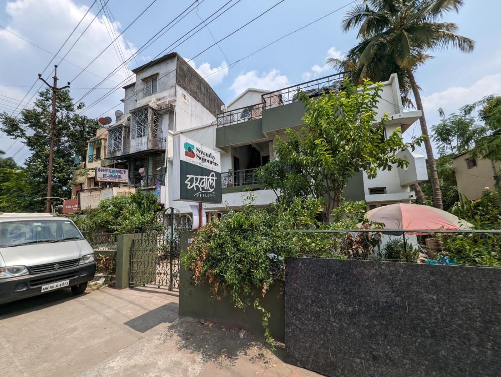 Swanky Sojourns Homestay โกลฮาปูร์ ภายนอก รูปภาพ